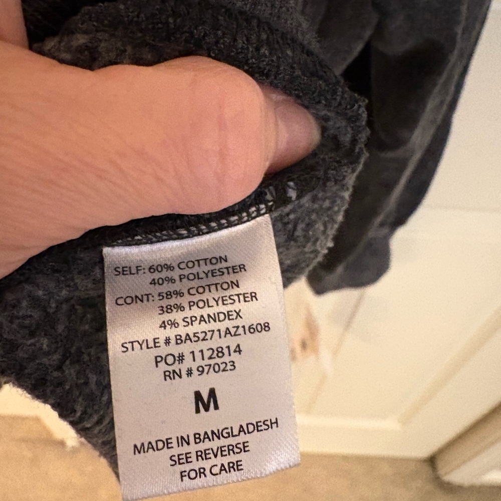 NWT Rebellious One Rose Sweatshirt - Picture 6 of 7